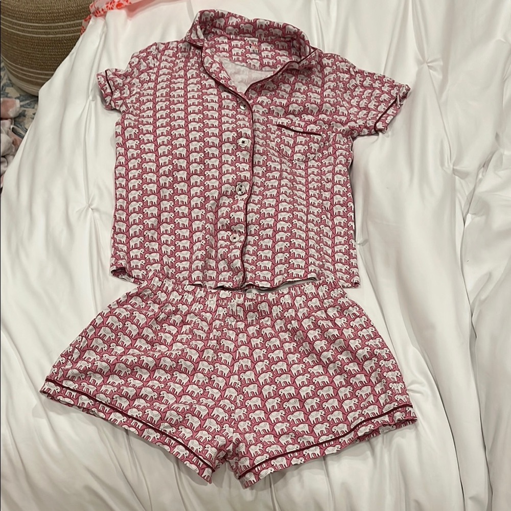 Kids Elephant Print Pajama Set - pink
Brand: roller rabbit